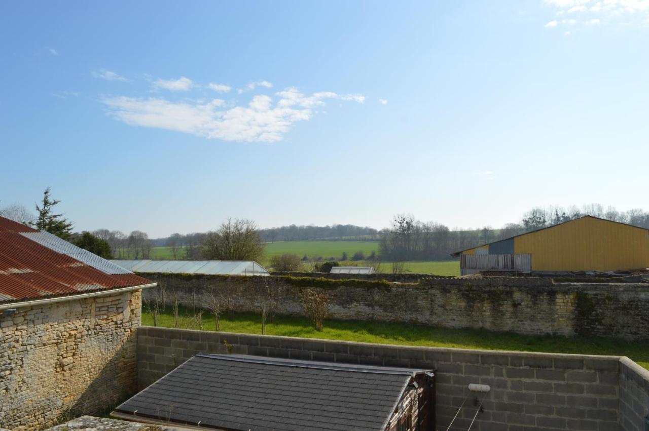 Entre Terre Et Mer - Maison Pour Se Ressourcer Colombiers-sur-Seulles Exterior foto